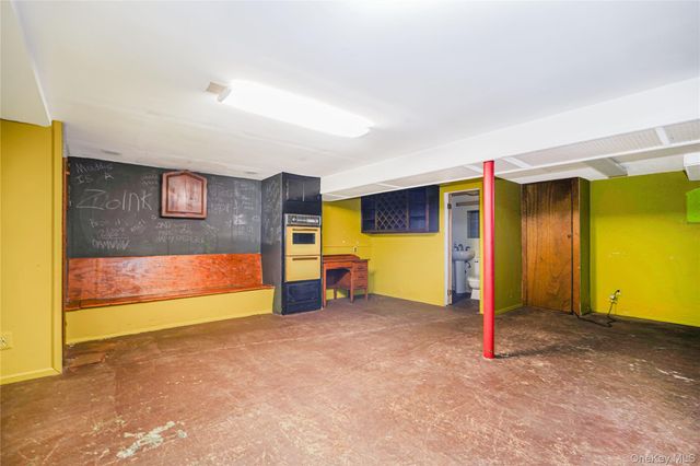 106 Lander Avenue, Staten Island, NY 10314
