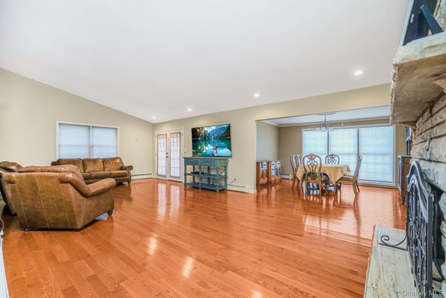 106 Lander Avenue, Staten Island, NY 10314