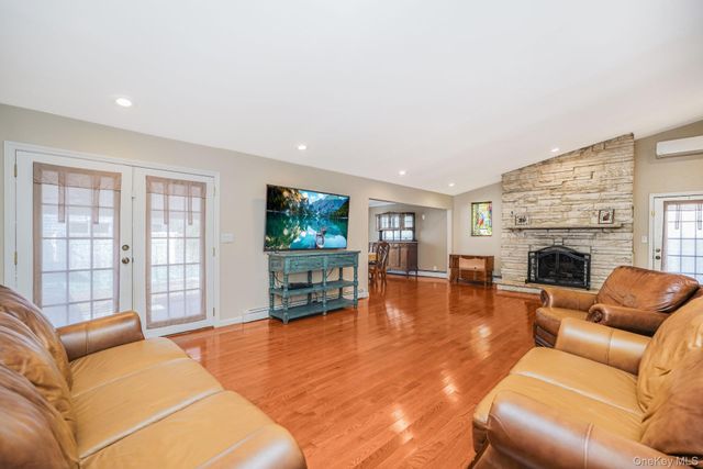 106 Lander Avenue, Staten Island, NY 10314