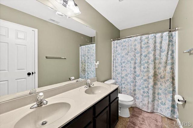 916 Mountain Brook Court, O'fallon, MO 63366