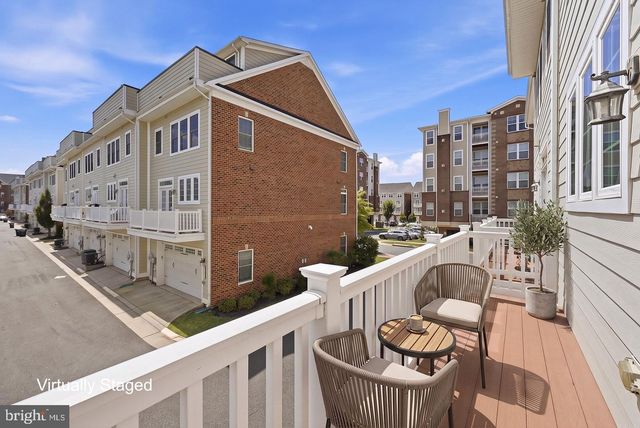 13717 NEIL ARMSTRONG AVE, Herndon, VA 20171