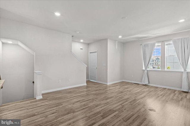 10 ROME WAY, Mount Laurel, NJ 08054