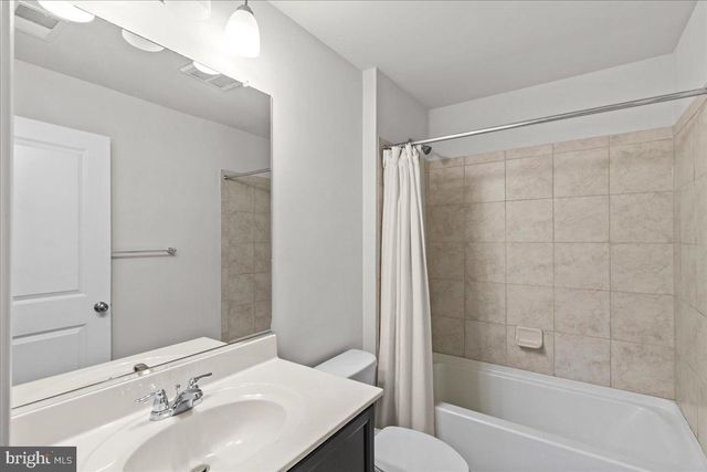 10 ROME WAY, Mount Laurel, NJ 08054