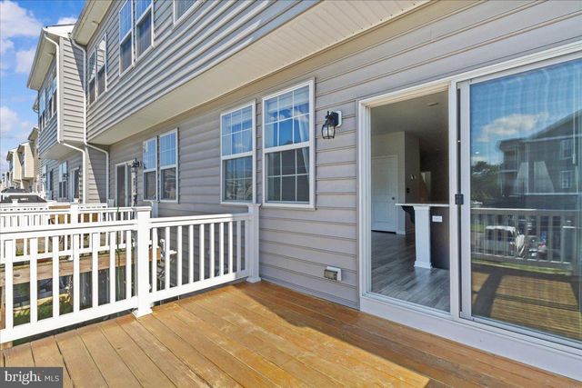 10 ROME WAY, Mount Laurel, NJ 08054