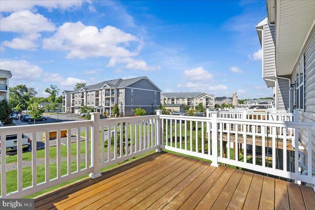 10 ROME WAY, Mount Laurel, NJ 08054
