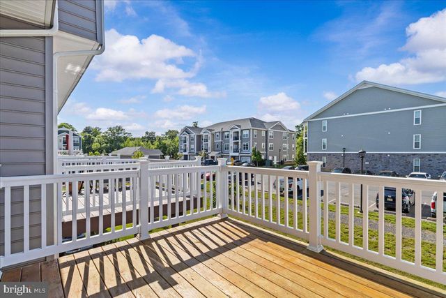 10 ROME WAY, Mount Laurel, NJ 08054