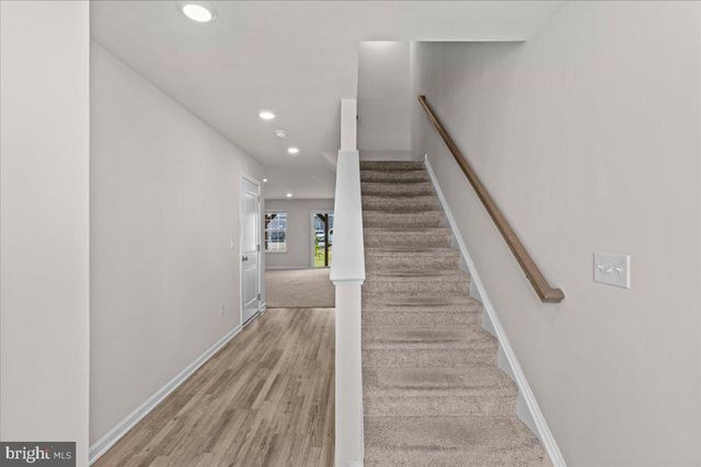 10 ROME WAY, Mount Laurel, NJ 08054
