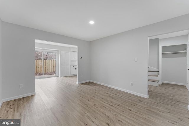 920 WINDSOR CT, Sterling, VA 20164