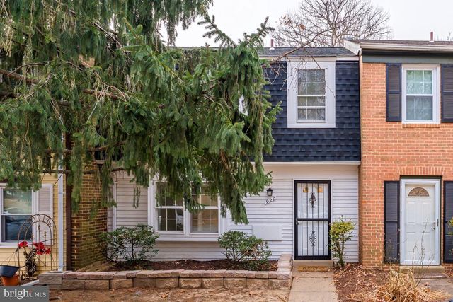 920 WINDSOR CT, Sterling, VA 20164