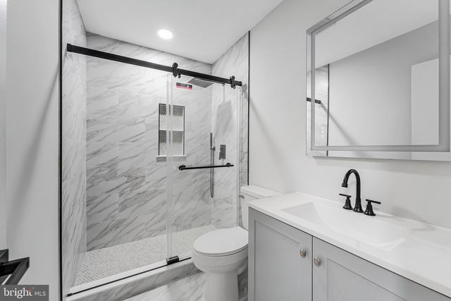 920 WINDSOR CT, Sterling, VA 20164