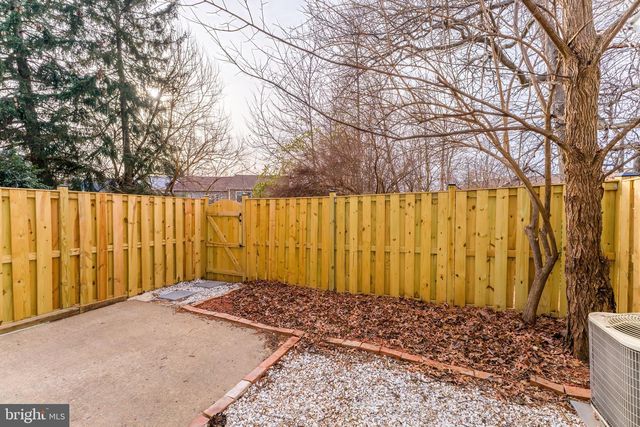 920 WINDSOR CT, Sterling, VA 20164