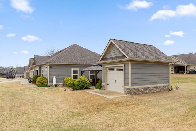 801 Live Oak Road, Ringgold, GA 30736