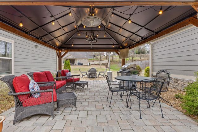 801 Live Oak Road, Ringgold, GA 30736