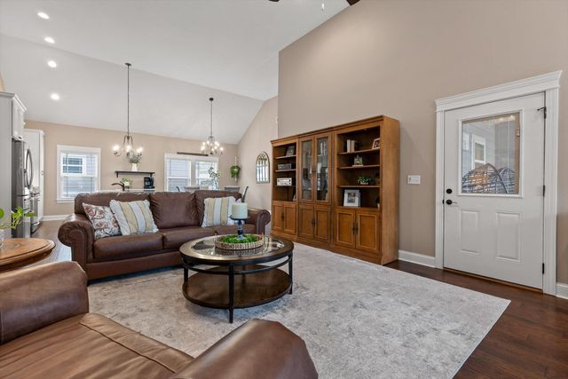 801 Live Oak Road, Ringgold, GA 30736