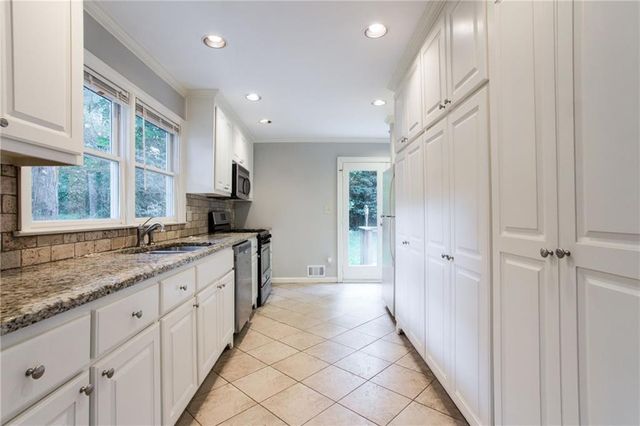 1667 Beacon Hill Boulevard NE, Atlanta, GA 30329