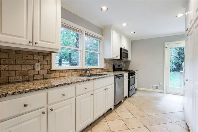 1667 Beacon Hill Boulevard NE, Atlanta, GA 30329