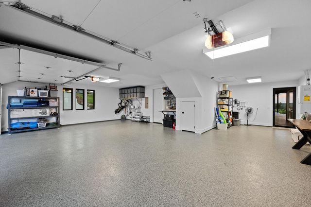 111 Rock N Robyn Trail, Horseshoe Bay, TX 78657