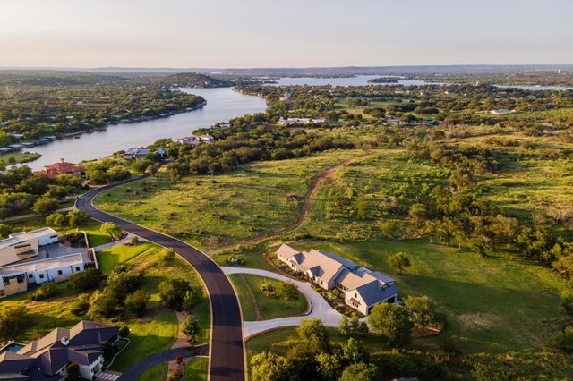 111 Rock N Robyn Trail, Horseshoe Bay, TX 78657