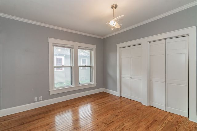 2209 6th Avenue, Fort Worth, TX 76110