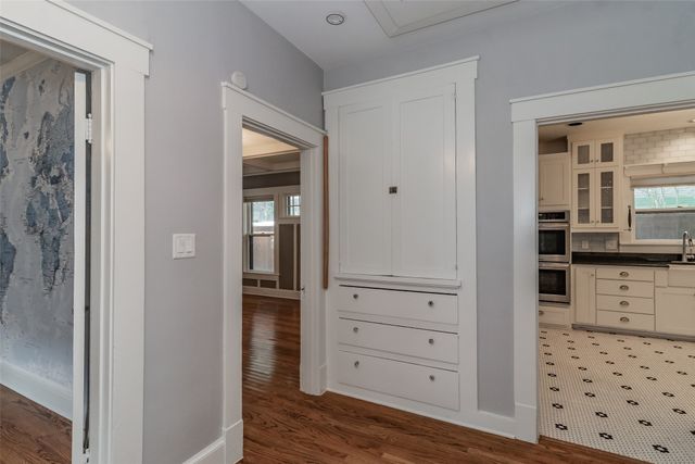 2209 6th Avenue, Fort Worth, TX 76110