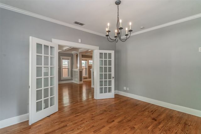2209 6th Avenue, Fort Worth, TX 76110