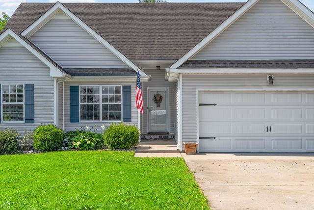 1092 Bobcat Dr, Clarksville, TN 37042