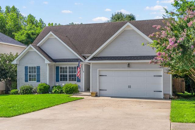 1092 Bobcat Dr, Clarksville, TN 37042