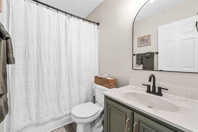 1092 Bobcat Dr, Clarksville, TN 37042