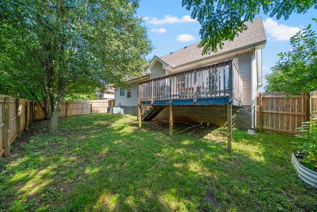 1092 Bobcat Dr, Clarksville, TN 37042