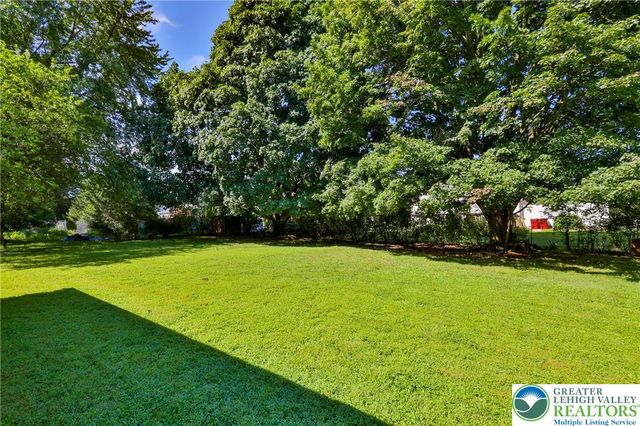 2004 Richmond Road, Easton, PA 18040
