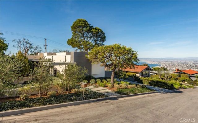6085 Woodfern Drive, Rancho Palos Verdes, CA 90275