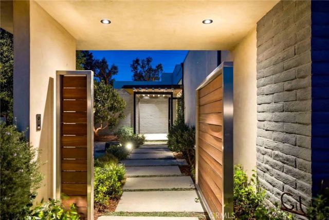 6085 Woodfern Drive, Rancho Palos Verdes, CA 90275