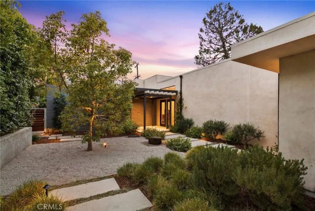 6085 Woodfern Drive, Rancho Palos Verdes, CA 90275