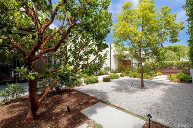 6085 Woodfern Drive, Rancho Palos Verdes, CA 90275
