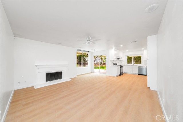 30966 Riverton, Temecula, CA 92591