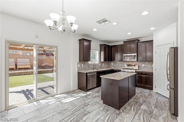8123 Mosaic Sunrise Lane, Las Vegas, NV 89166