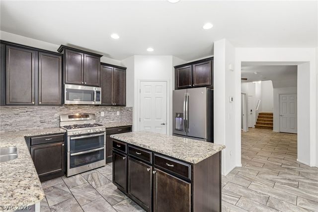 8123 Mosaic Sunrise Lane, Las Vegas, NV 89166