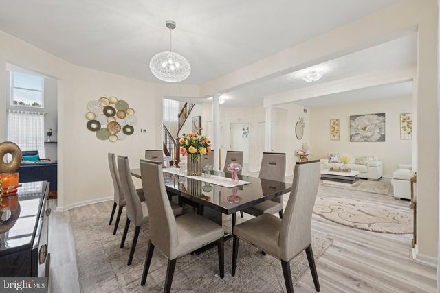 821 STREAMVIEW LN, Vineland, NJ 08360