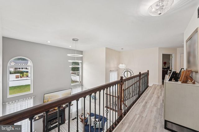 821 STREAMVIEW LN, Vineland, NJ 08360