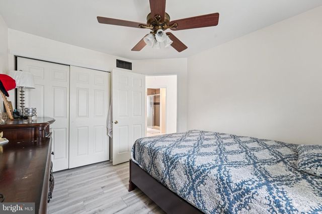 821 STREAMVIEW LN, Vineland, NJ 08360