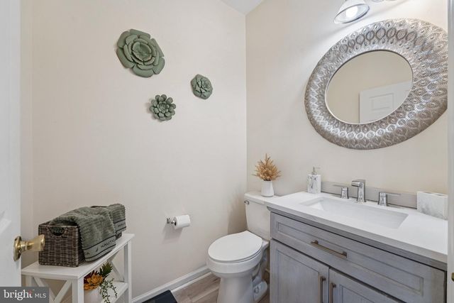 821 STREAMVIEW LN, Vineland, NJ 08360