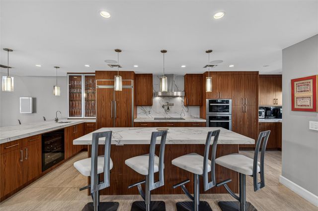 17 Port Side Drive 17A, Fort Lauderdale, FL 33316