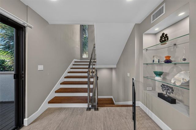 17 Port Side Drive 17A, Fort Lauderdale, FL 33316