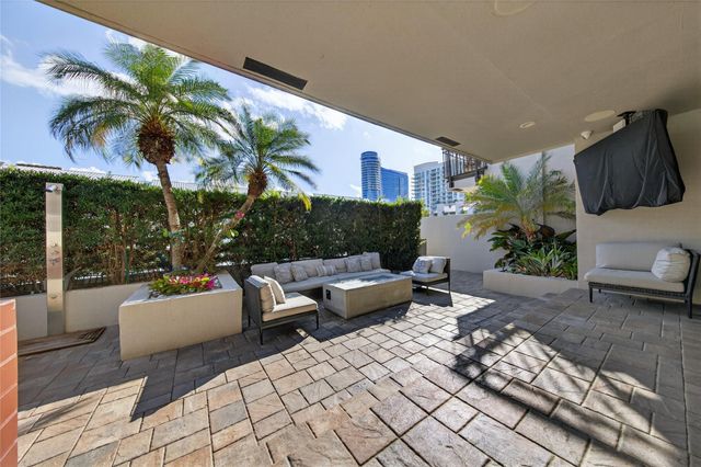 17 Port Side Drive 17A, Fort Lauderdale, FL 33316