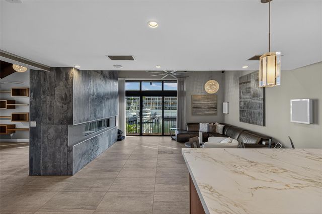 17 Port Side Drive 17A, Fort Lauderdale, FL 33316