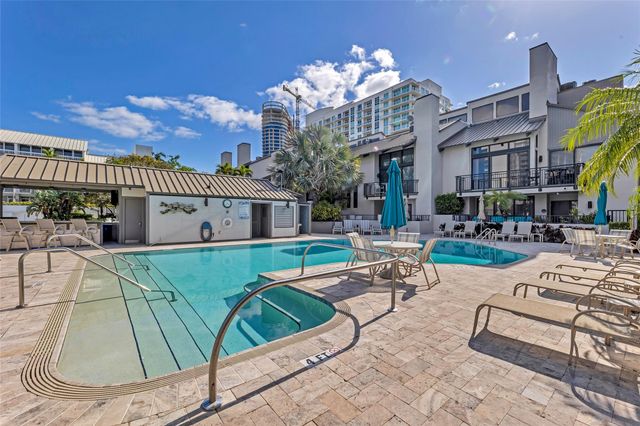 17 Port Side Drive 17A, Fort Lauderdale, FL 33316