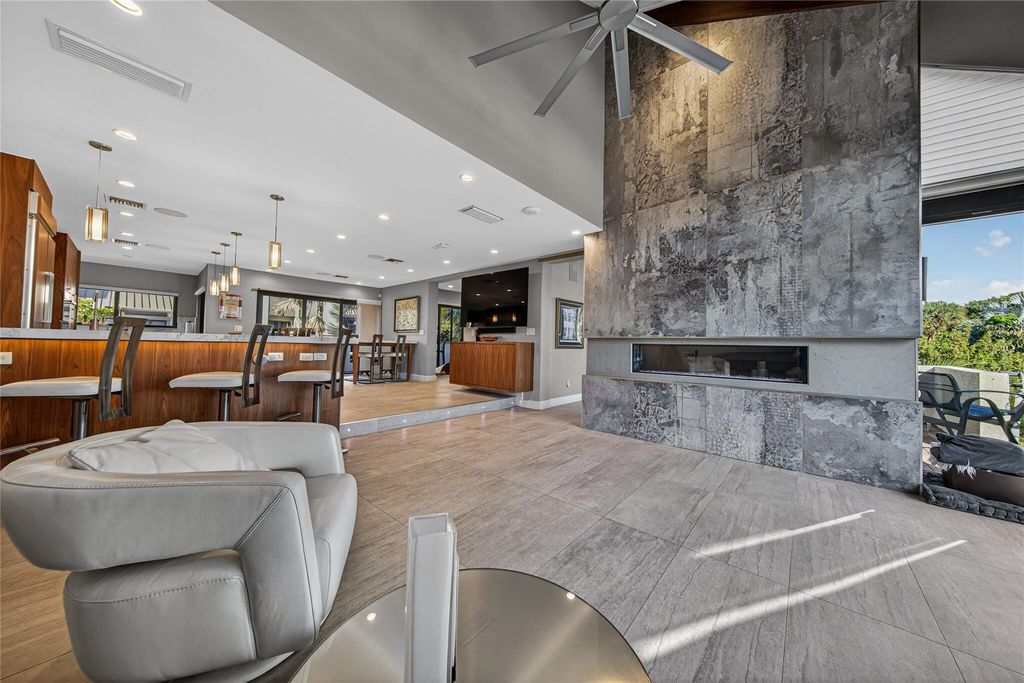 17 Port Side Drive 17A, Fort Lauderdale, FL 33316