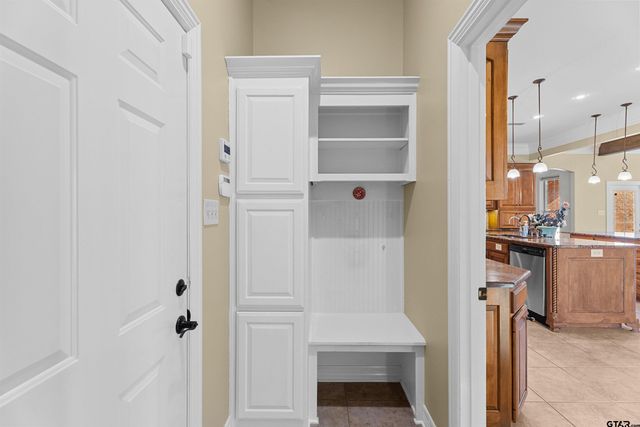 714 Huntwick, Tyler, TX 75703