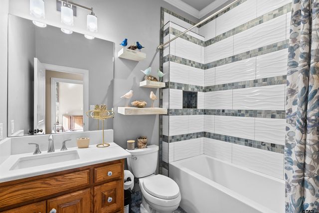 714 Huntwick, Tyler, TX 75703