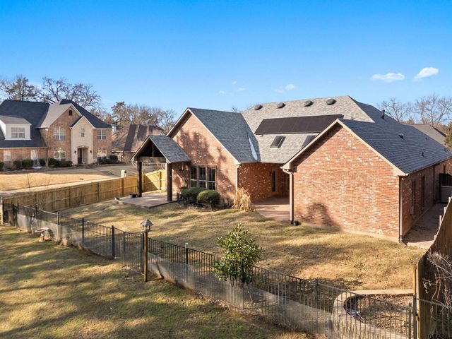 714 Huntwick, Tyler, TX 75703